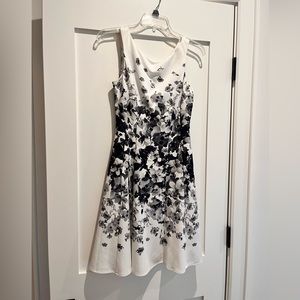Maggie London fit and flare dress. 4. With pockets!